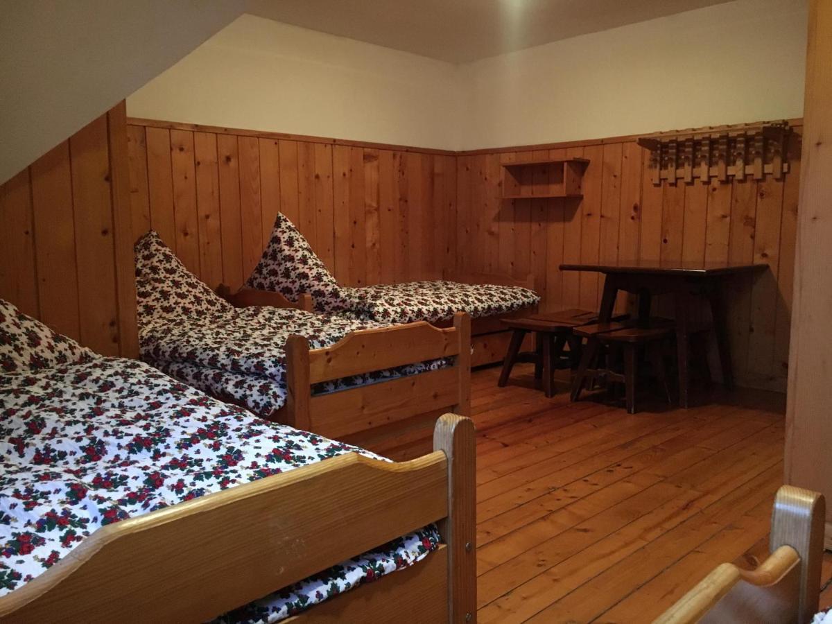 Schronisko Gorskie Pttk Na Jaworzynie Krynickiej Krynica Zdroj Buitenkant foto